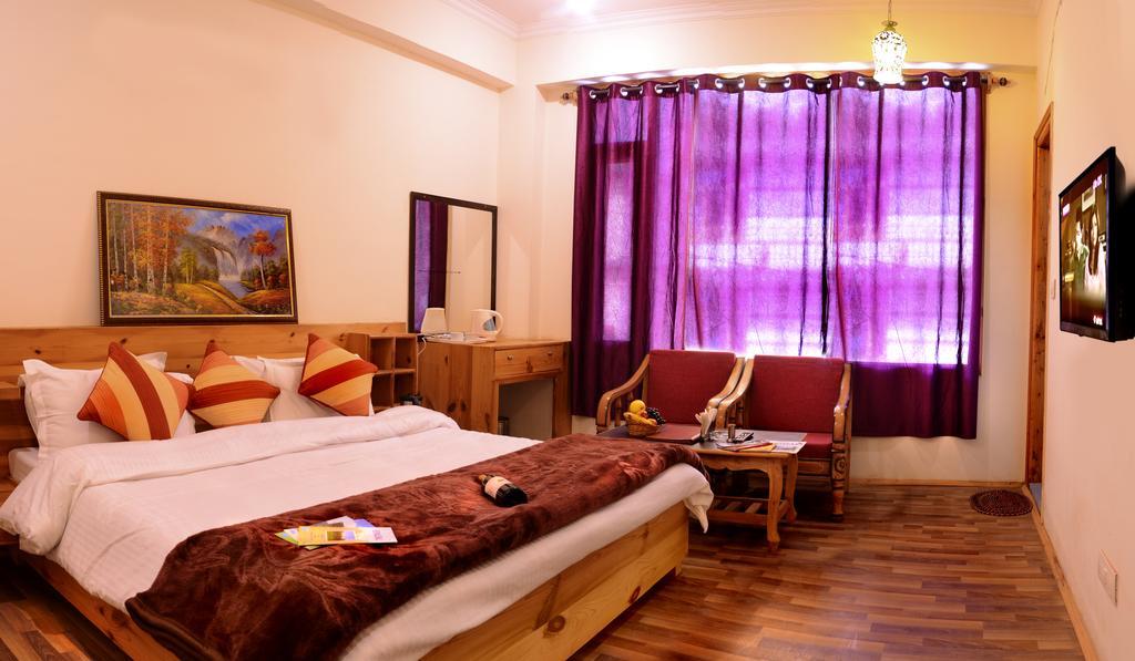 Utopia Resorts & Spa Manali  Bilik gambar